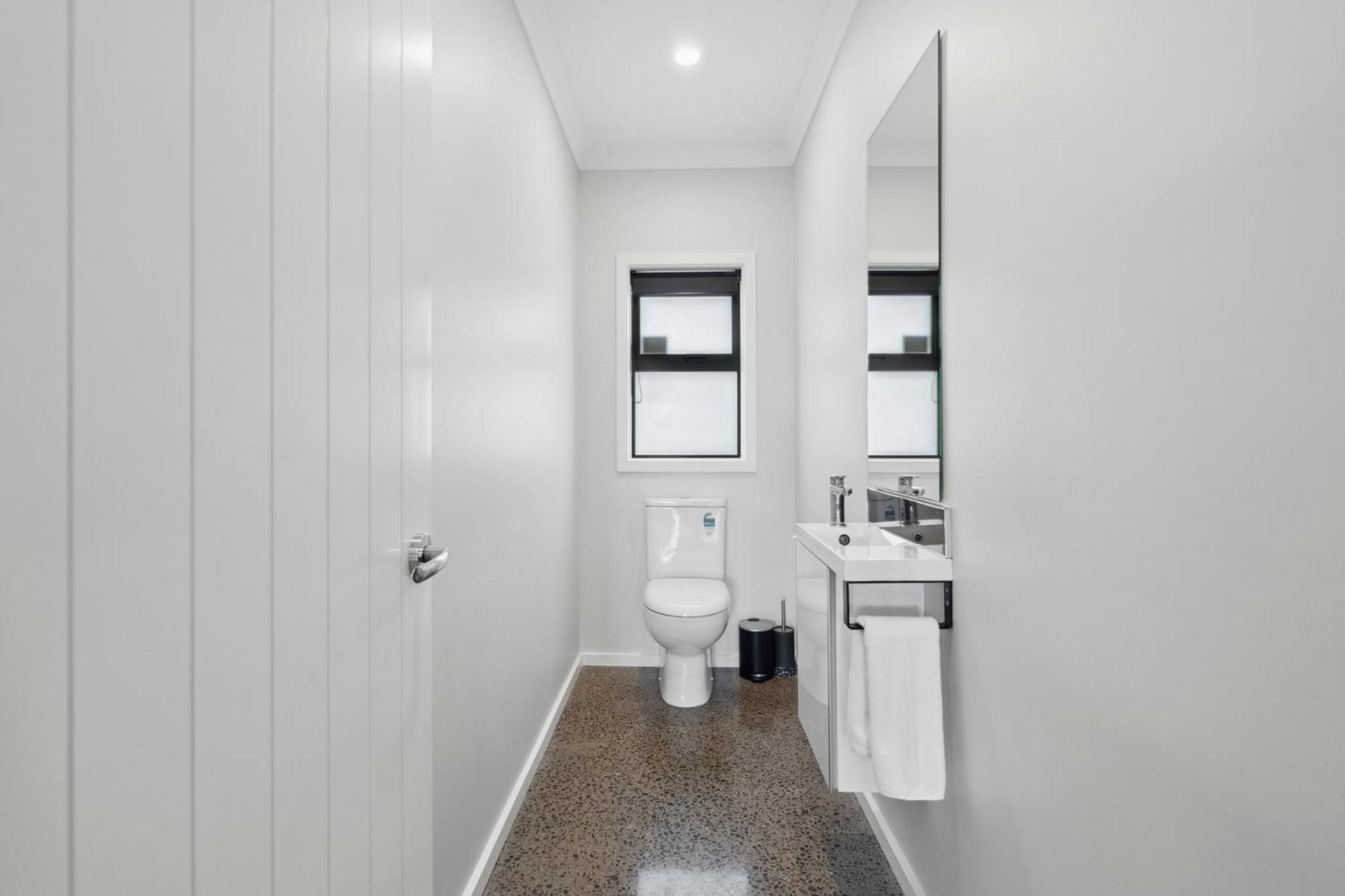 Regent Sanctuary - Martinborough Holiday Home Bagian luar foto