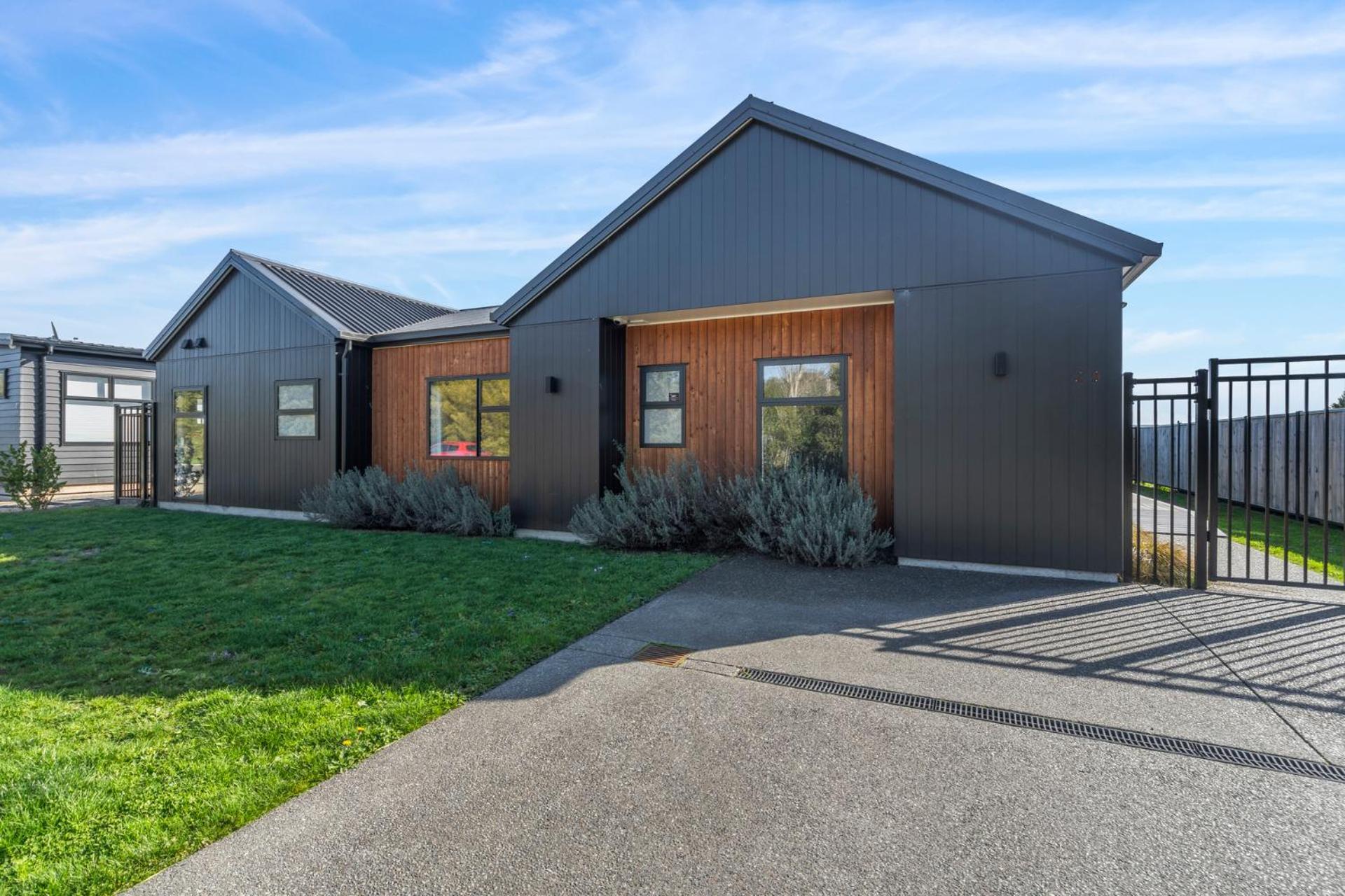 Regent Sanctuary - Martinborough Holiday Home Bagian luar foto