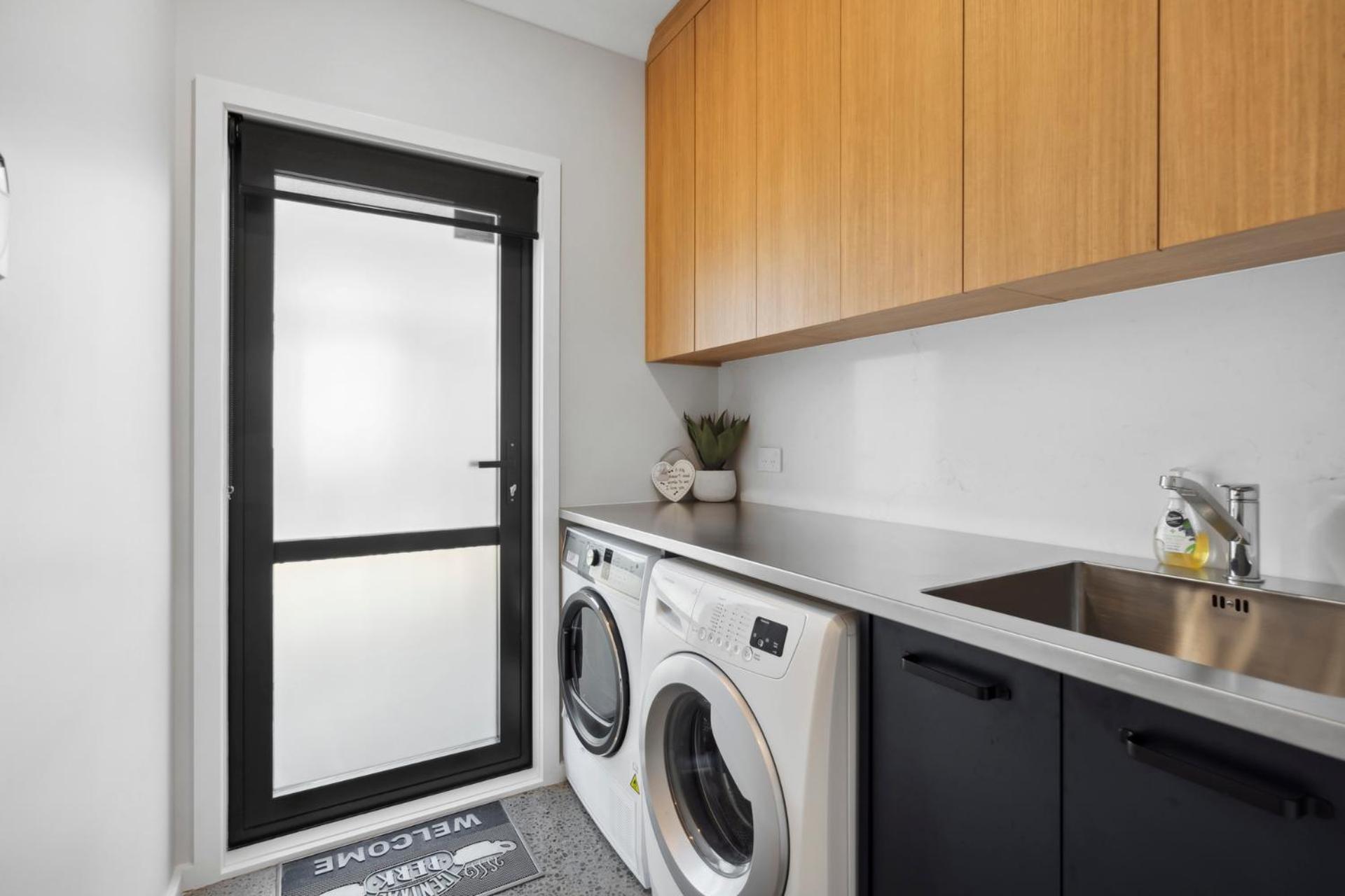 Regent Sanctuary - Martinborough Holiday Home Bagian luar foto
