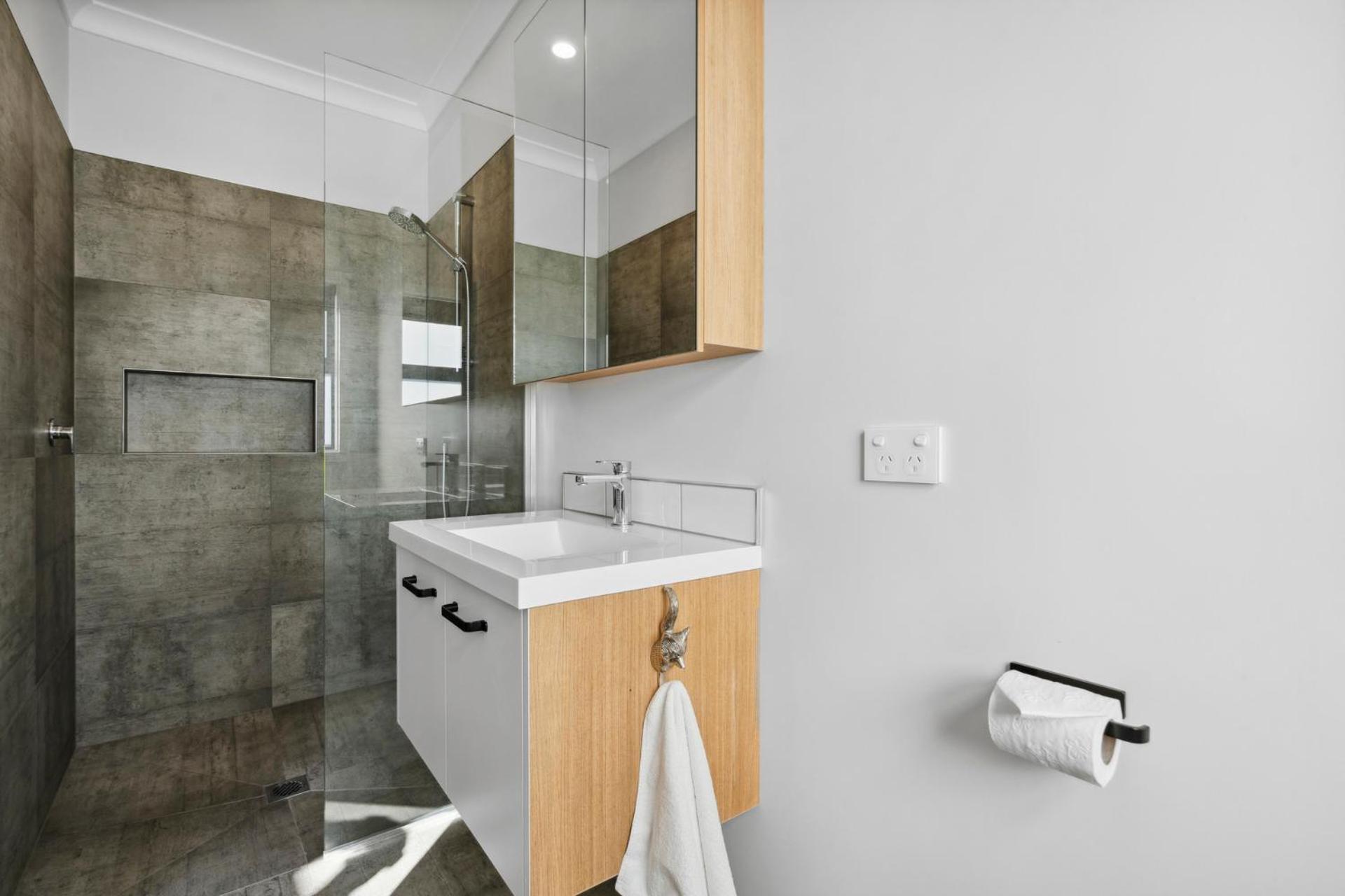 Regent Sanctuary - Martinborough Holiday Home Bagian luar foto